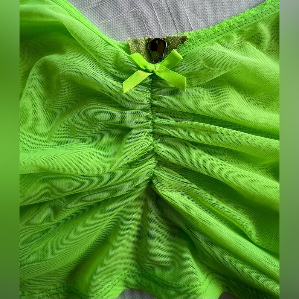 For Love & Lemons Sheer Mesh Puff Sleeve Crop Zipper Back Ties Bright Neon Lime - Picture 4 of 9